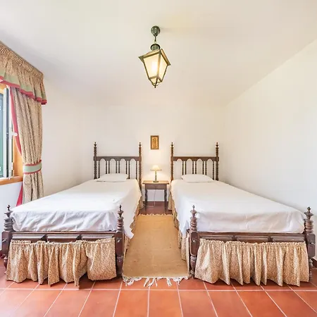 Villa Quinta Da Mata By Proguest *